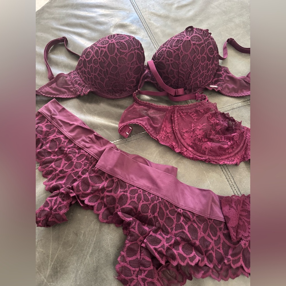 Victoria's Secret Purple Lace Bundle - Picture 8 of 13